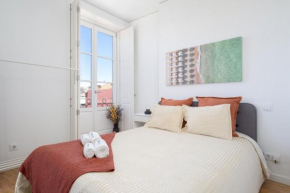 Central Roomy Flat - Terrace